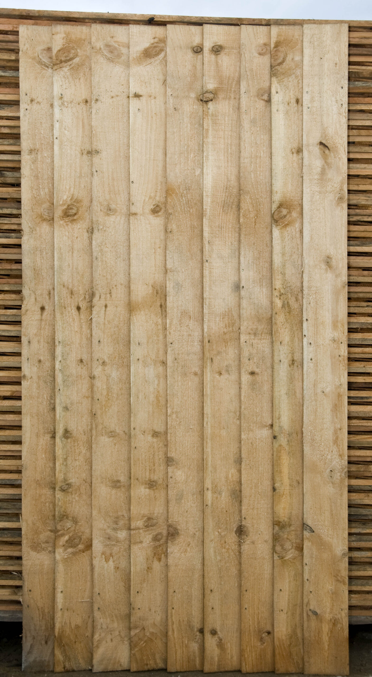 Seconds Close Board Gates
